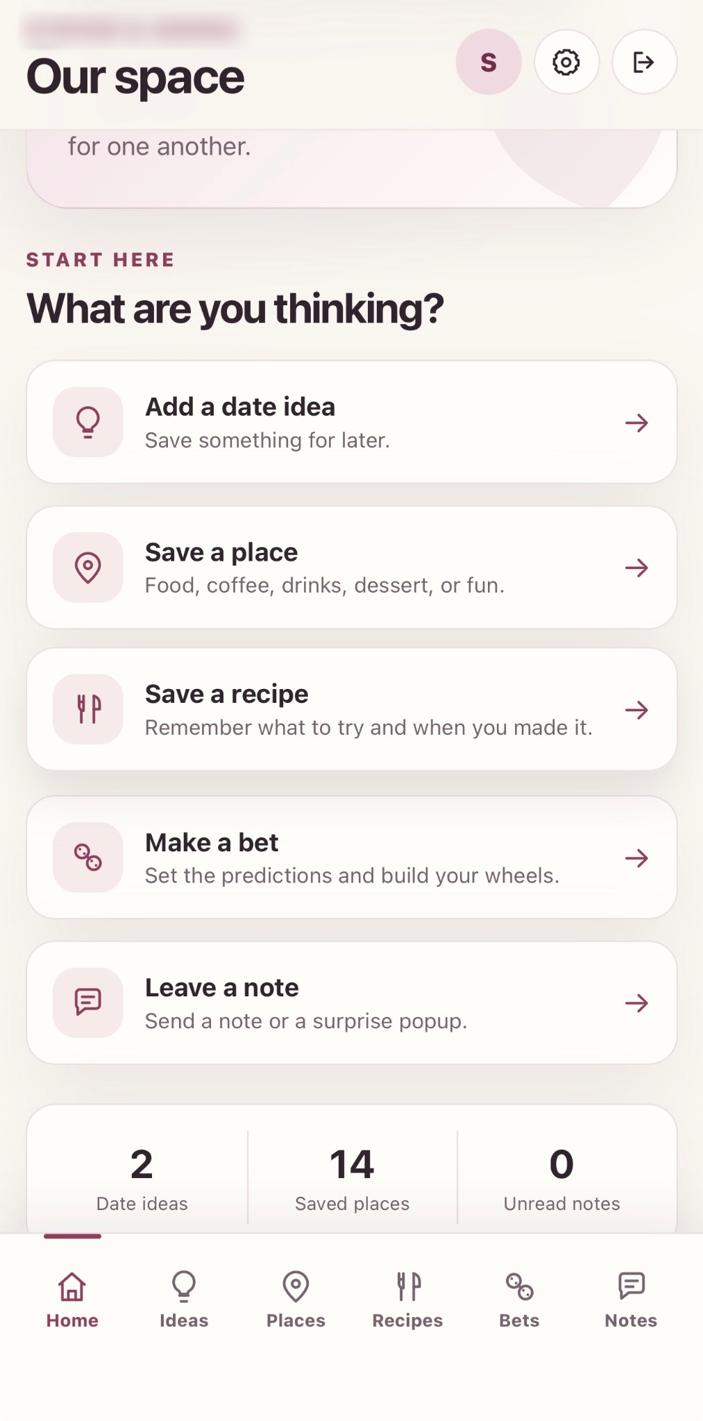 Collaborative PWA home screen with private names blurred